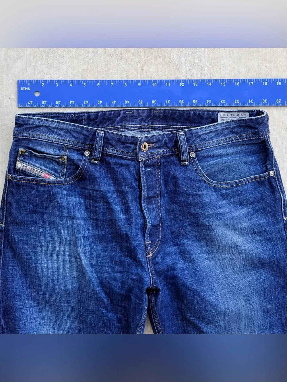 Diesel Jeans Larkee Relaxed Straight Men Size 34 Medium Wash Denim